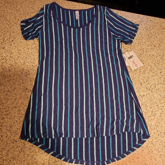 Lularoe NWT SZ S striped Shirt - Picture 1 of 2